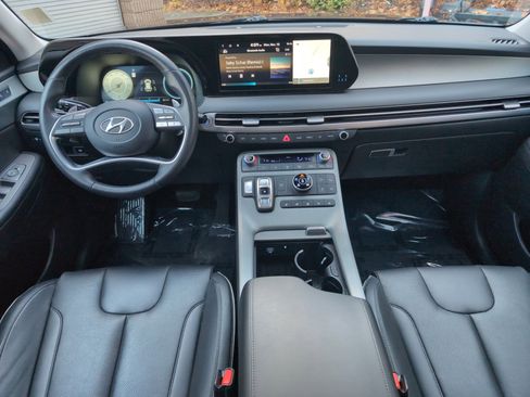 Used 2023 Hyundai Palisade SEL w/ Premium Package image 19