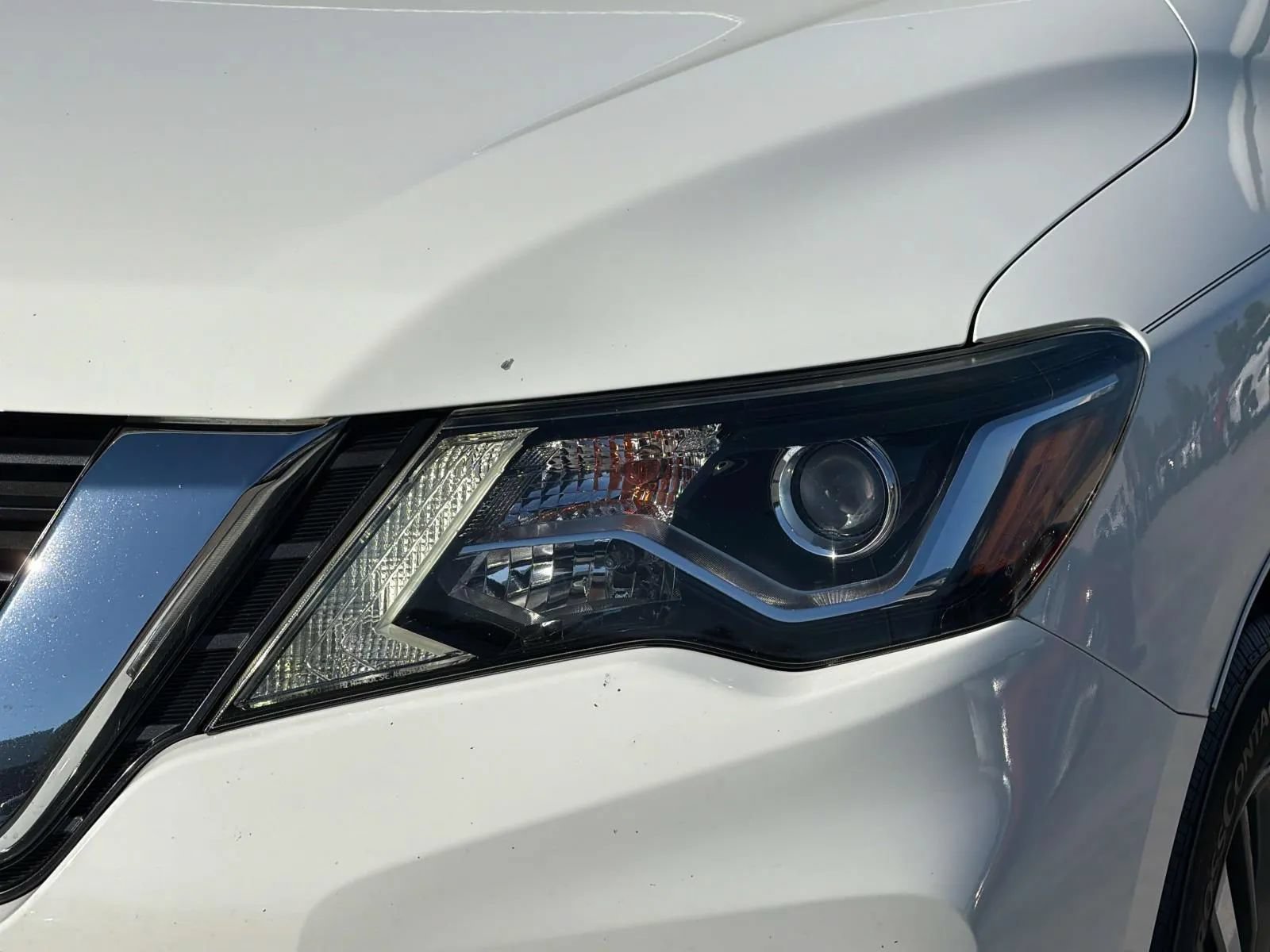 Used 2019 Nissan Pathfinder SV FWD image 9
