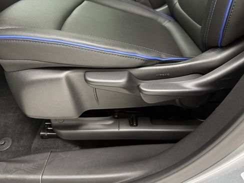 Used 2025 Buick Encore GX Sport Touring FWD image 28