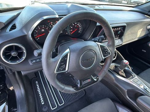 Used 2018 Chevrolet Camaro ZL1 RWD image 10