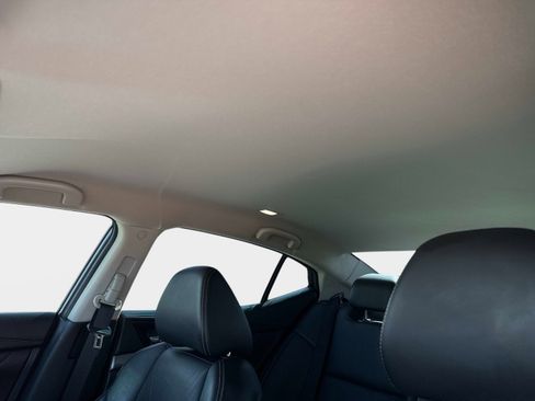 Used 2016 Nissan Maxima 3.5 SV image 17