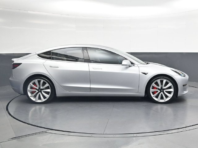 Used 2018 Tesla Model 3 Performance AWD/4WD image 3