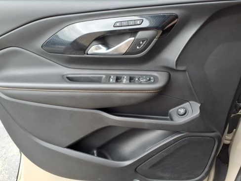 Used 2022 GMC Terrain AT4 w/ LPO, Floor Liner Package AWD/4WD image 22