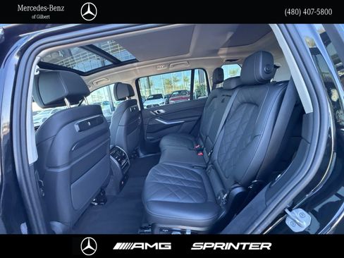 Used 2025 BMW X7 xDrive40i w/ Climate Comfort Package AWD/4WD image 19