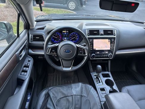 Used 2019 Subaru Outback 2.5i Limited image 2
