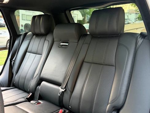 Used 2015 Land Rover Range Rover Supercharged image 18
