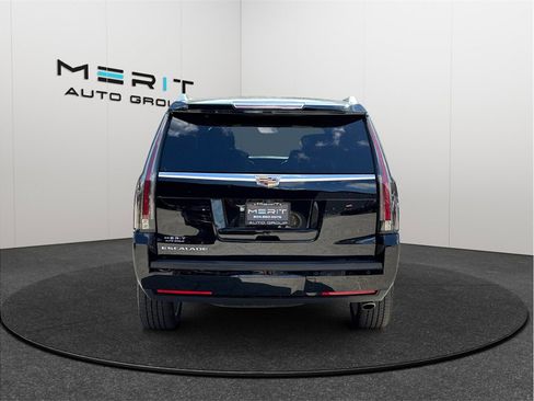 Used 2020 Cadillac Escalade Platinum AWD/4WD image 8