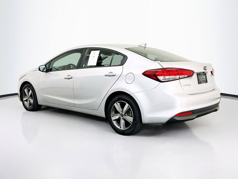 Used 2018 Kia Forte LX w/ LX Popular Package image 5