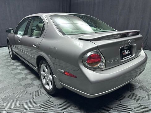 Used 2002 Nissan Maxima SE image 3