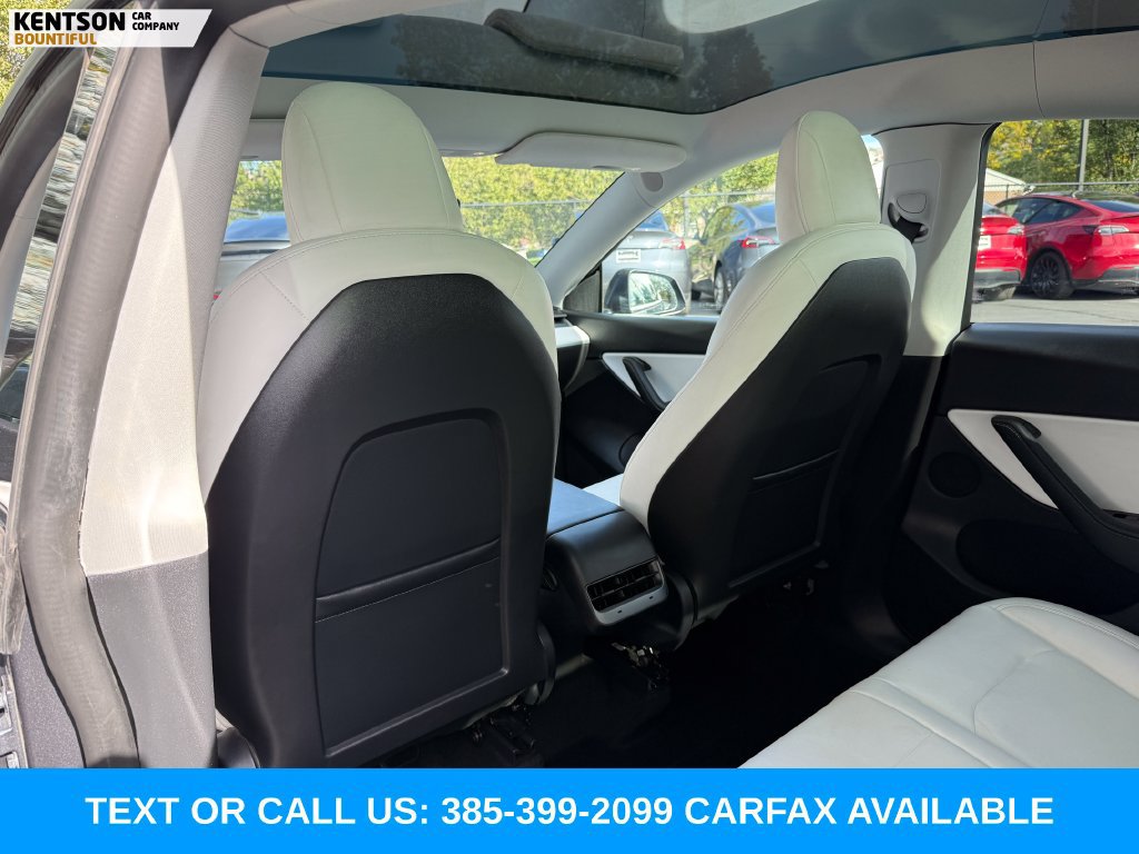 Used 2022 Tesla Model Y Performance AWD/4WD image 23