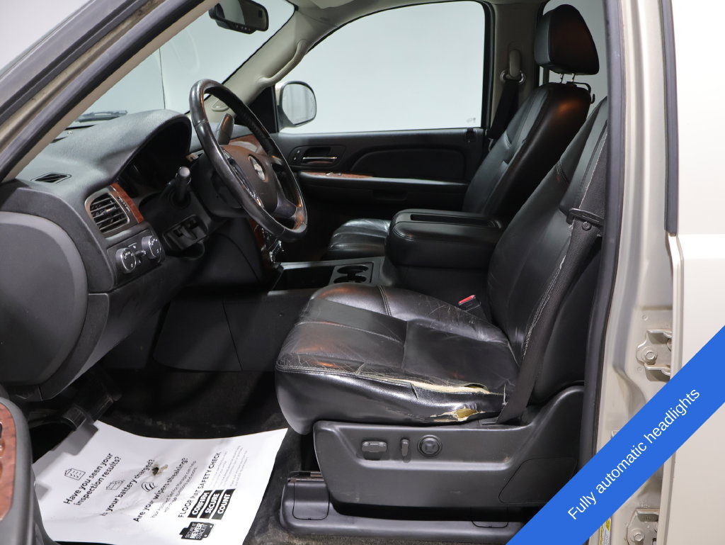 Used 2007 Chevrolet Avalanche LT w/ LT Preferred Equipment Group AWD/4WD image 2