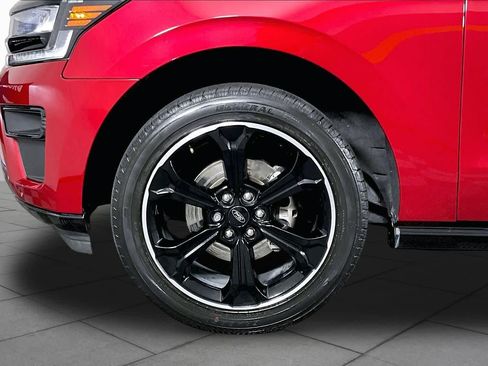 Used 2022 Ford Expedition Limited RWD image 9