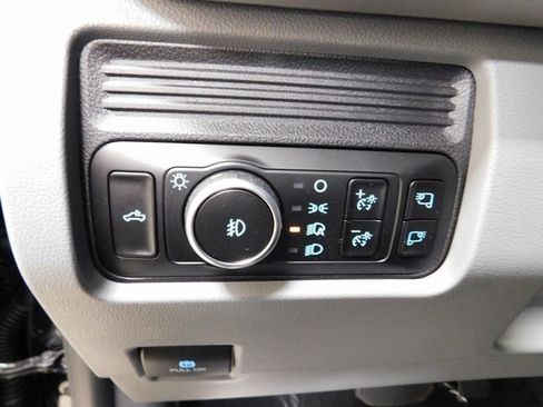 New 2026 Ford F350 XLT w/ FX4 Off-Road Package image 25