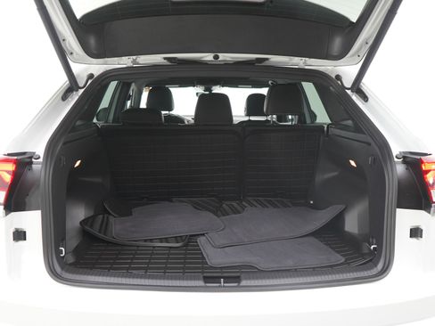 Used 2023 Volkswagen Atlas Cross Sport SEL Premium R-Line image 15