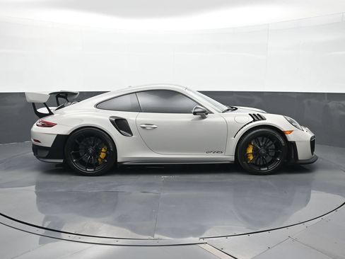 Certified 2019 Porsche 911 GT2 RS w/ Weissach Package RWD image 20