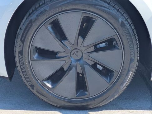Used 2025 Tesla Model 3 Long Range RWD image 26