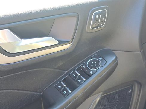 Used 2022 Ford Escape SEL w/ Technology Package FWD image 24