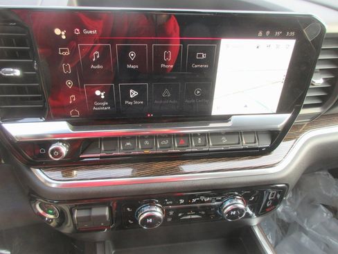 New 2026 GMC Sierra 1500 Elevation image 19