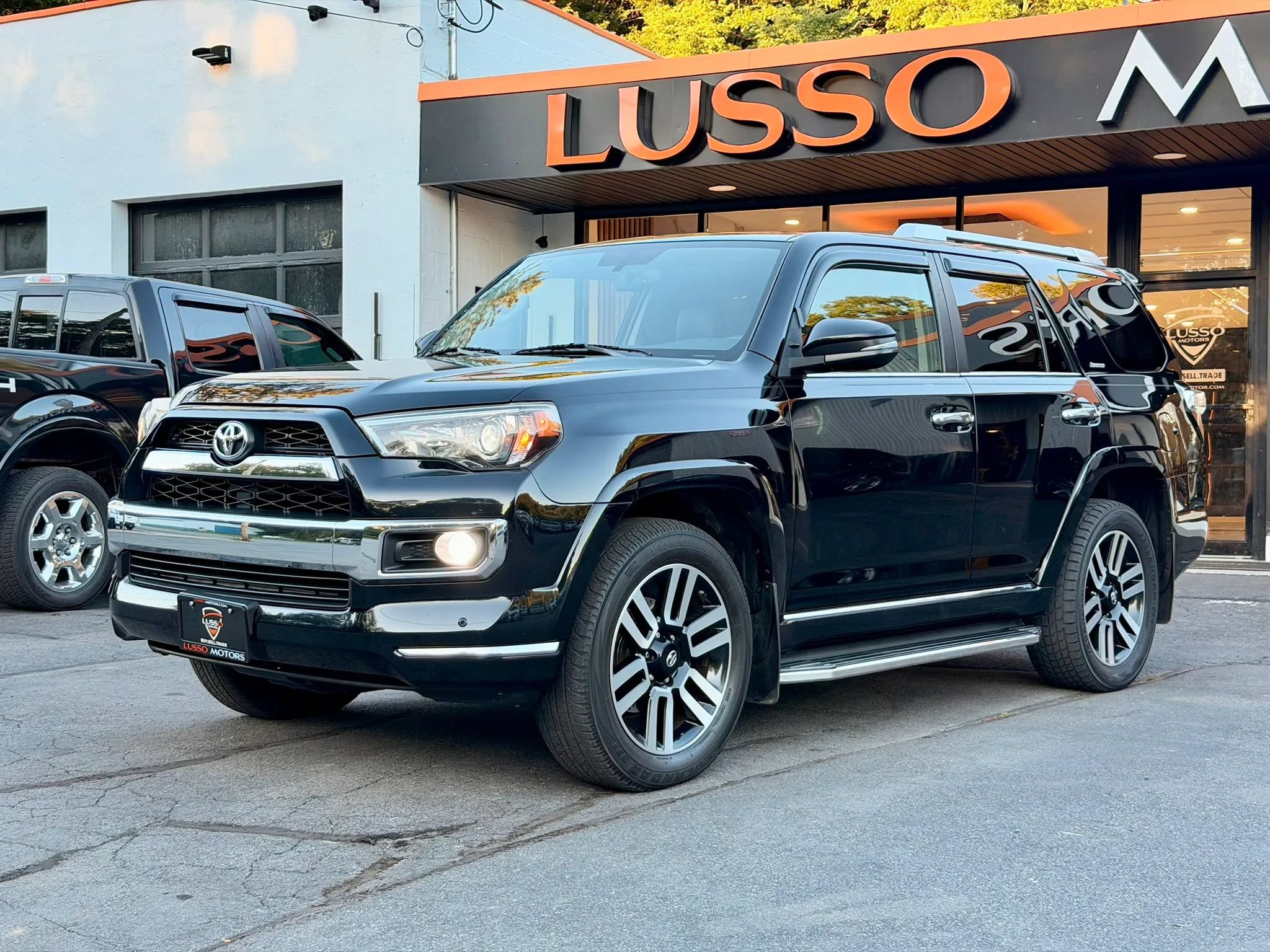Used 2019 Toyota 4Runner Limited AWD/4WD image 39