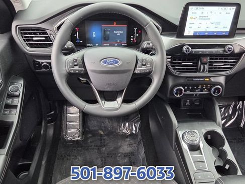 Certified 2024 Ford Escape Active FWD image 11