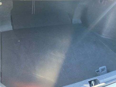 Used 2018 Toyota Camry LE image 12