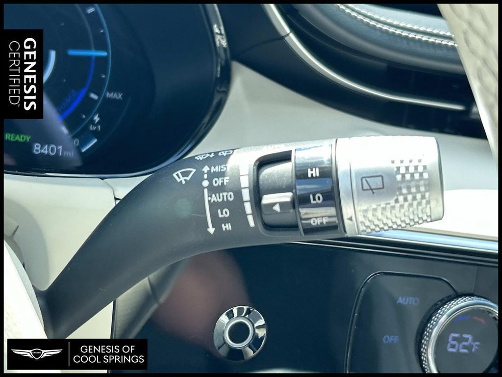 Used 2025 Genesis Electrified GV70 w/ Prestige Package AWD/4WD image 33
