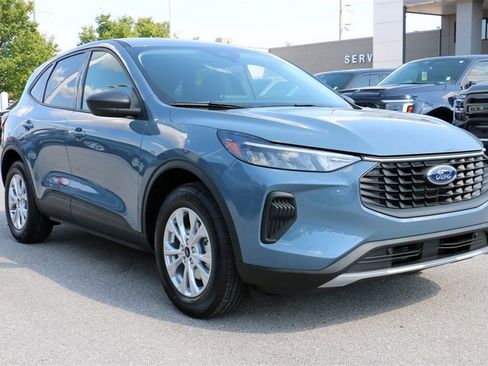 New 2025 Ford Escape Active image 4