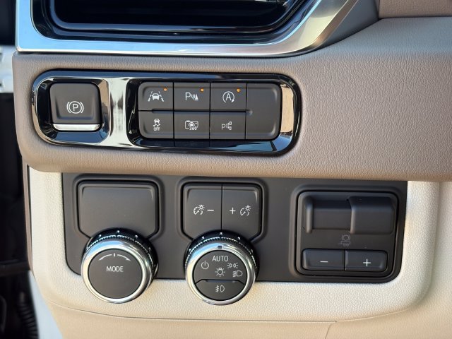 New 2026 GMC Yukon Denali w/ Denali Reserve Package RWD image 26