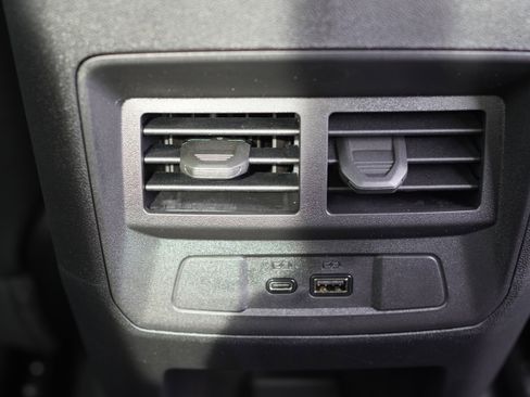 New 2025 GMC Canyon AT4 w/ Nightfall Edition image 21