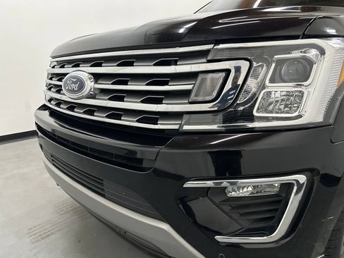 Used 2021 Ford Expedition Max Limited RWD image 19