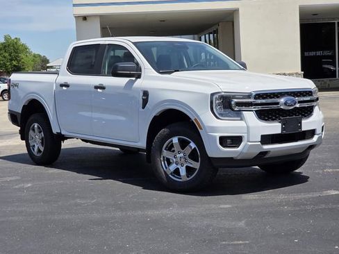 New 2025 Ford Ranger XLT w/ Chrome Accent Package AWD/4WD image 2