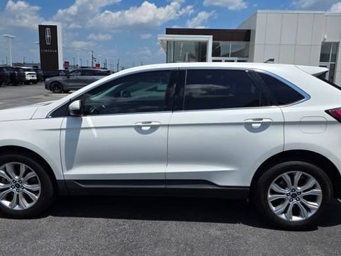 Certified 2020 Ford Edge Titanium w/ Equipment Group 301A AWD/4WD image 4