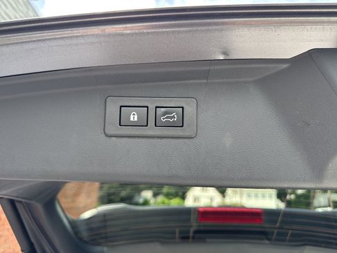 Used 2022 Subaru Outback Premium AWD/4WD image 39