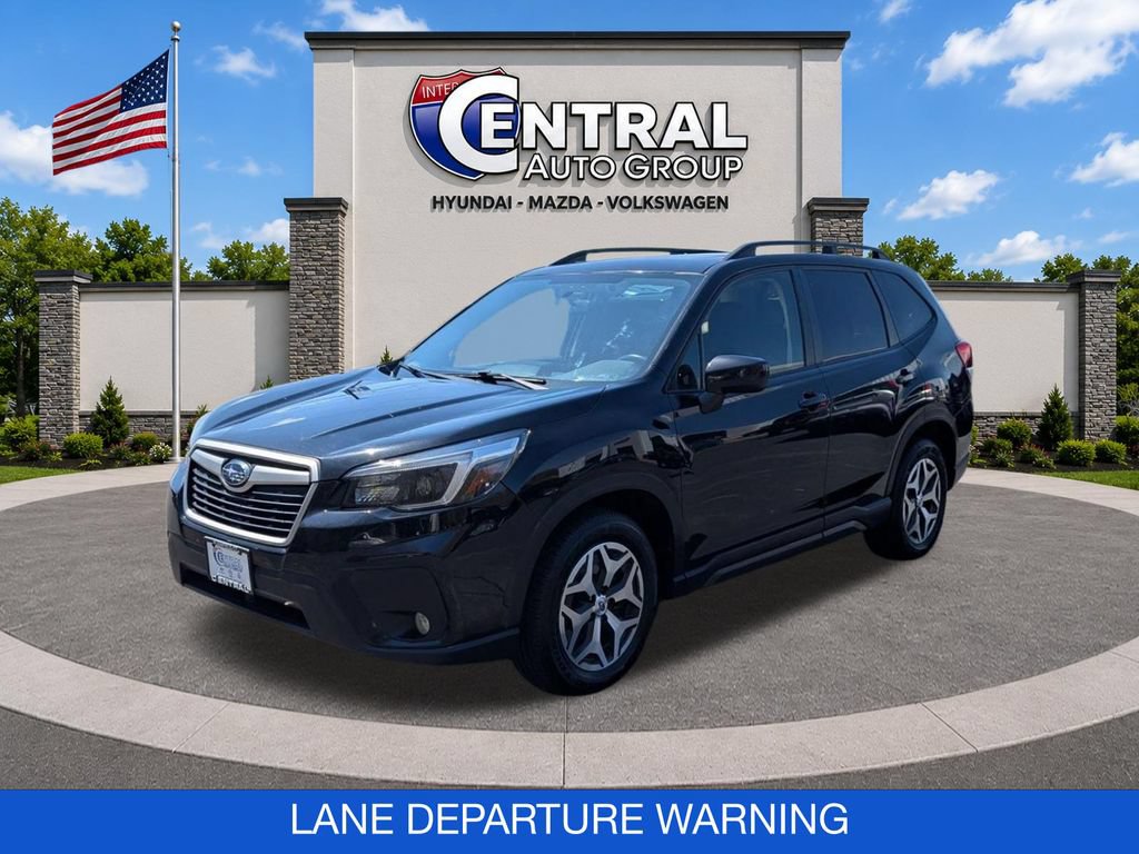 Used 2021 Subaru Forester Premium AWD/4WD image 3