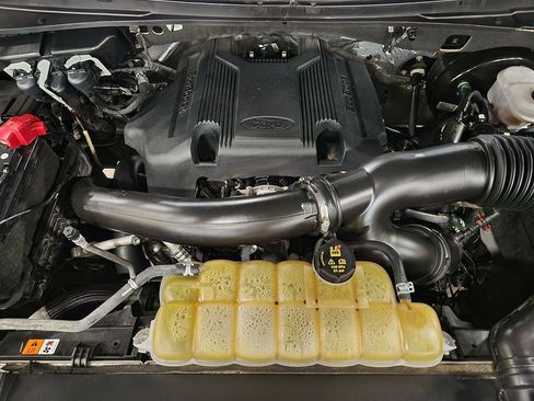 Used 2020 Ford Expedition XLT w/ Equipment Group 202A image 53