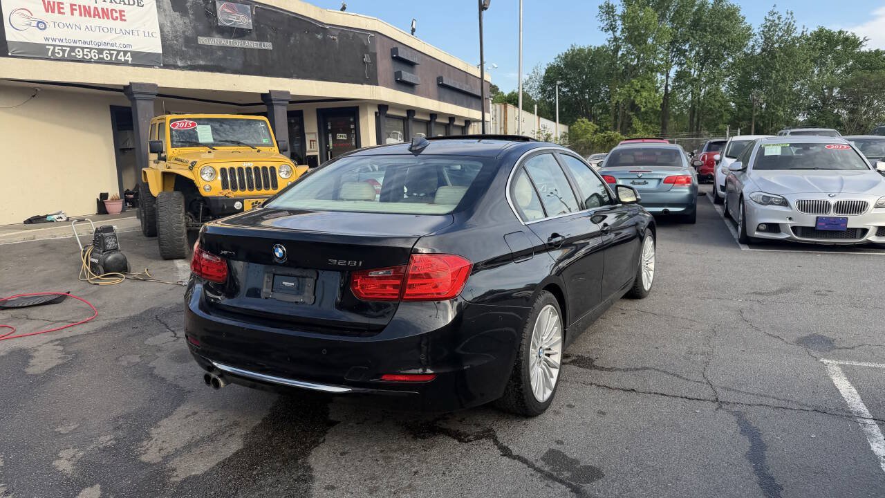Used 2013 BMW 328i xDrive Sedan AWD/4WD image 9