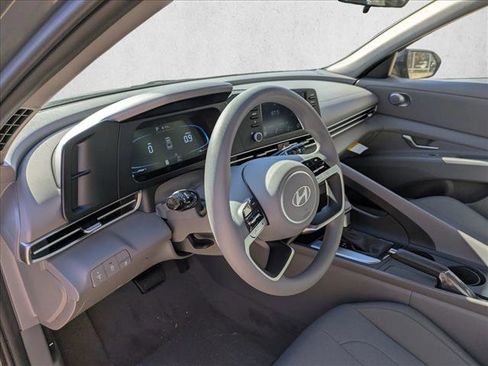 New 2026 Hyundai Elantra SE w/ Cargo Package image 3