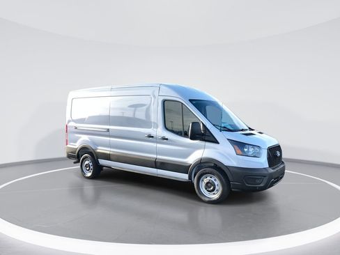 New 2026 Ford Transit 250 148 Medium Roof RWD image 2