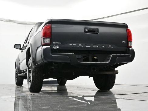 Used 2022 Toyota Tacoma SR5 image 40