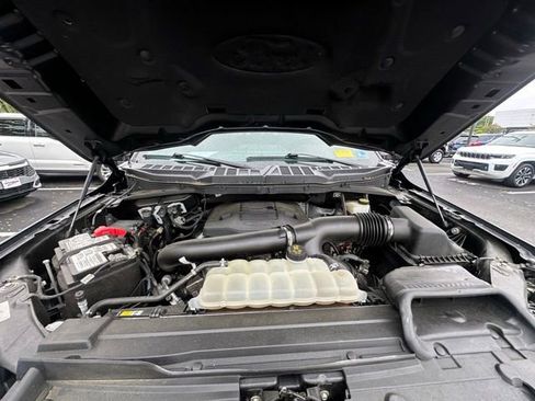 Used 2021 Ford F150 Lariat w/ Equipment Group 502A High AWD/4WD image 17