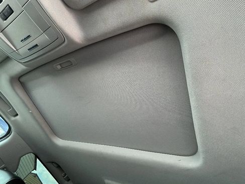 Used 2018 Chevrolet Tahoe LT AWD/4WD image 29