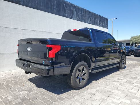 Used 2024 Ford F150 Lightning Flash image 4