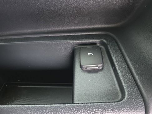 Used 2024 Ford Expedition Platinum image 36