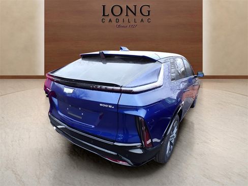 New 2025 Cadillac Lyriq Sport image 4