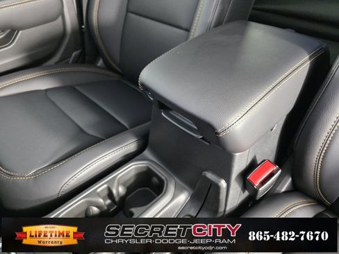 New 2025 Jeep Wrangler Unlimited Sahara image 25