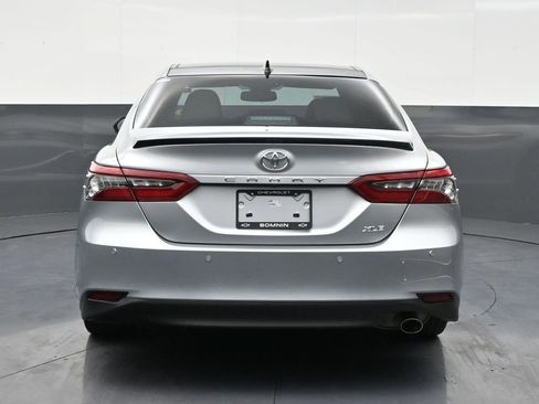 Used 2022 Toyota Camry XLE w/ Navigation Package image 4