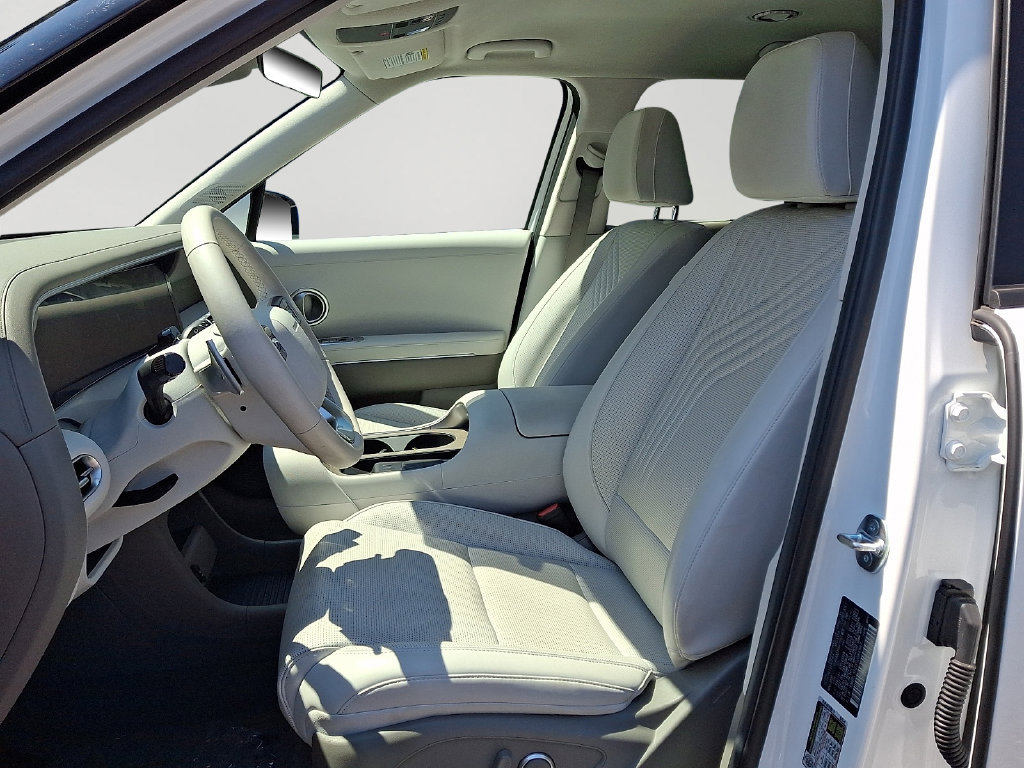 Used 2026 Hyundai Palisade SEL FWD image 13