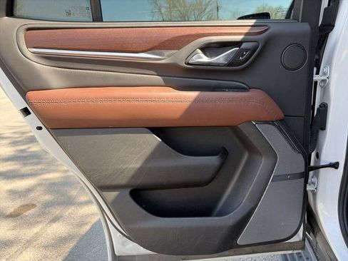 Used 2023 GMC Yukon Denali Ultimate w/ LPO, Floor Liner Package image 14