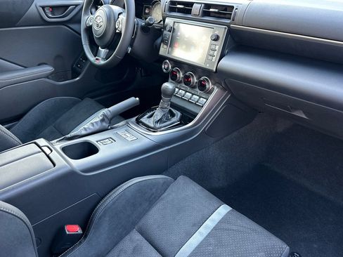New 2026 Toyota GR86 Premium image 15