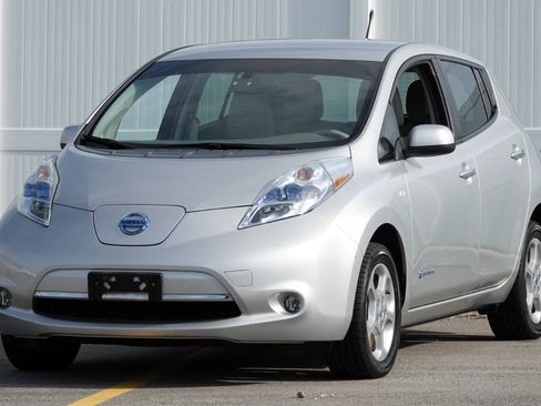 Used 2011 Nissan Leaf SL FWD image 33